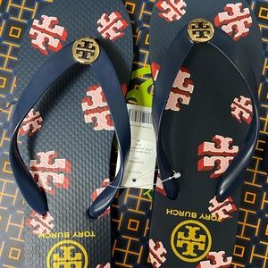 tory burch flip flops